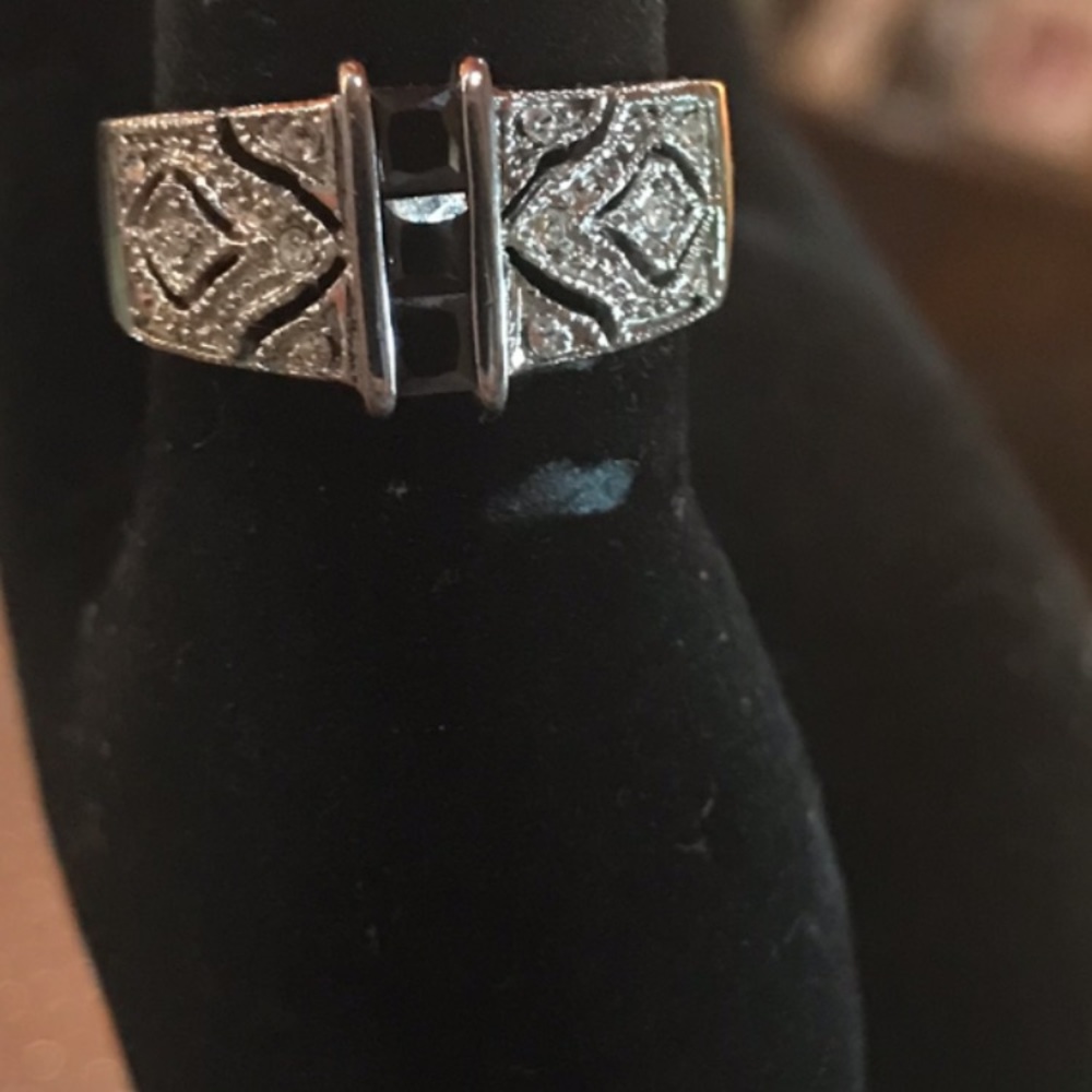 DIAMOND AND TURMALINE RING - Picture 2 of 8